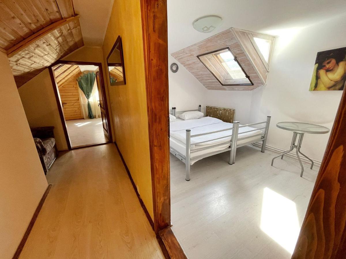 Hotel Dream House Braşov Extérieur photo