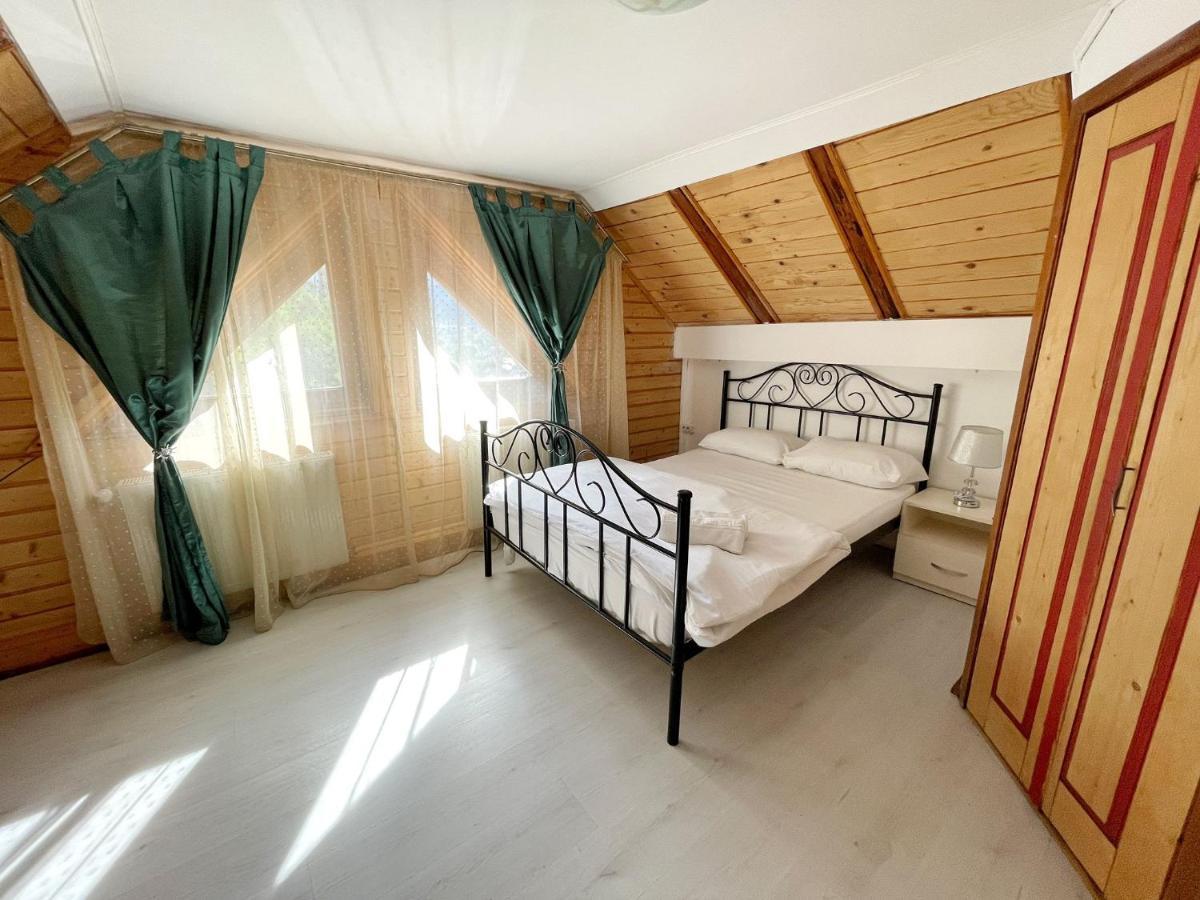 Hotel Dream House Braşov Extérieur photo